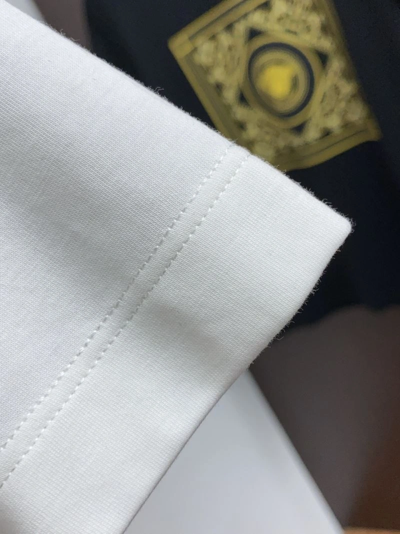 Unisex Versace T-Shirts 175347