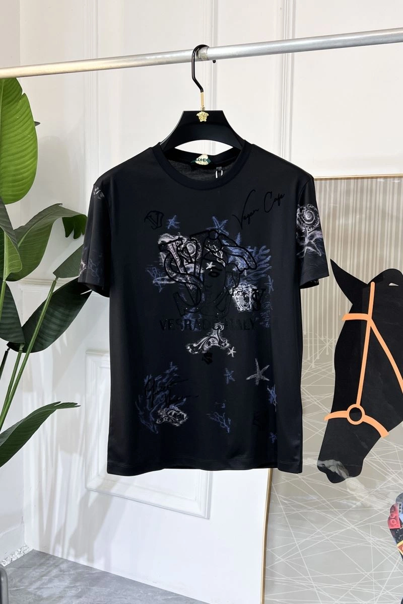 Durable Versace T-Shirts 175339