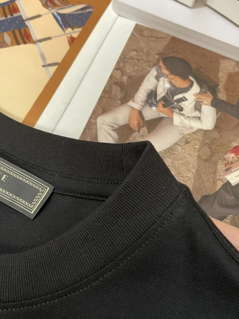 Versace T-Shirts Reliable 175336