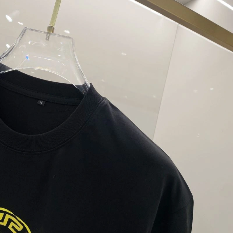UrbanChic Versace T-Shirts 175337
