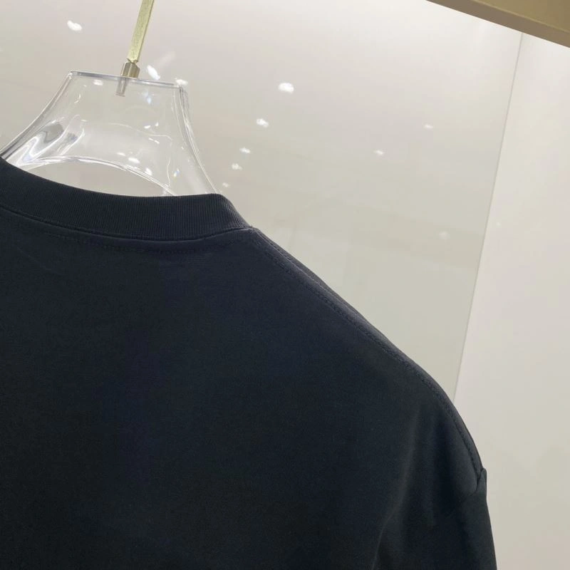 UrbanChic Versace T-Shirts 175337