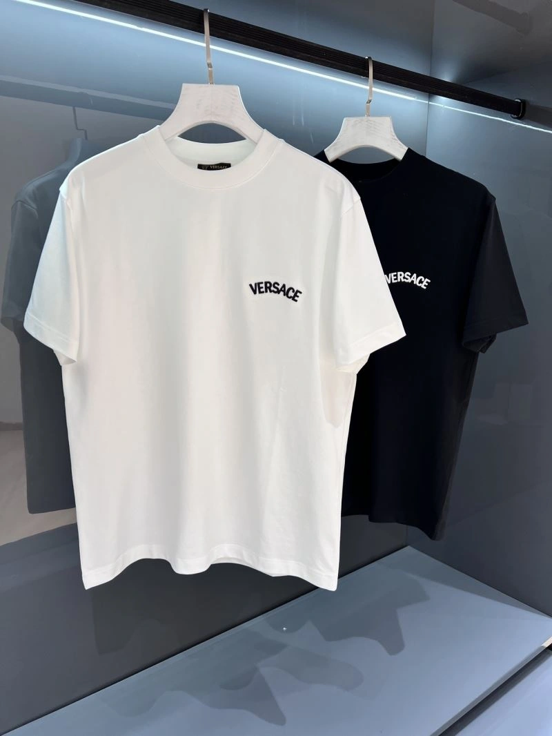 Timeless Versace T-Shirts 175359