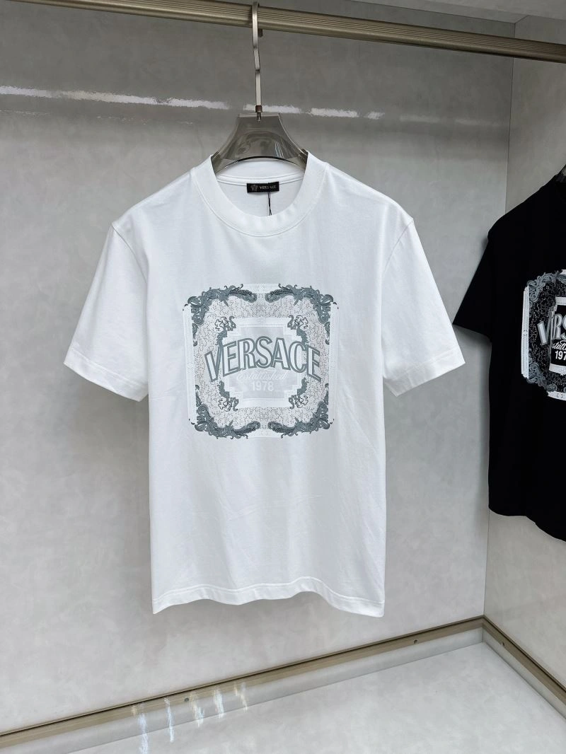 Versace T-Shirts TimelessDesign 175330