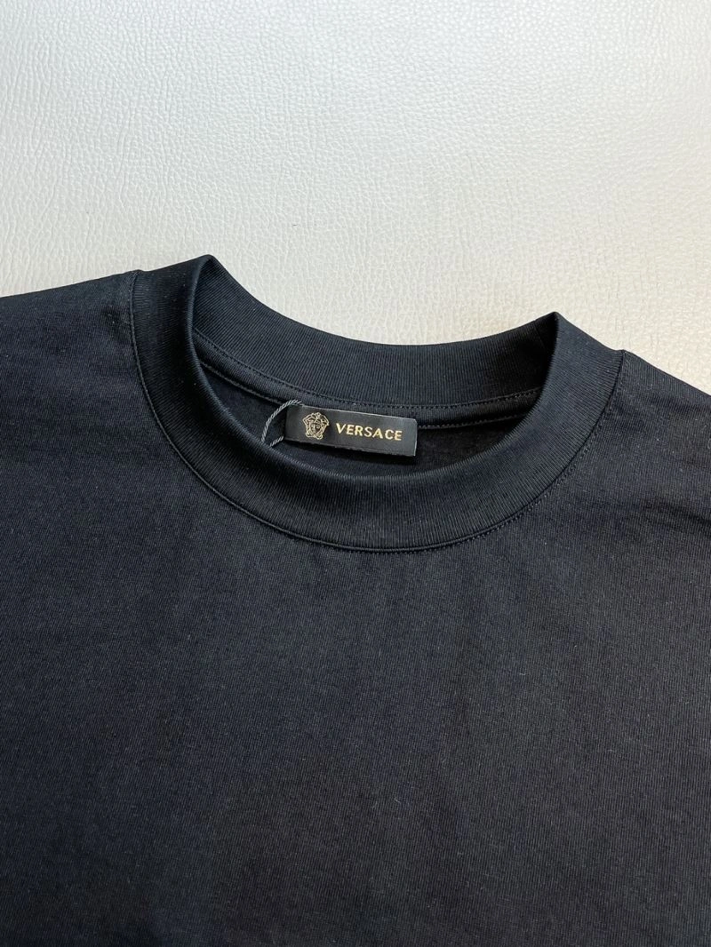 Bold Versace T-Shirts 175331