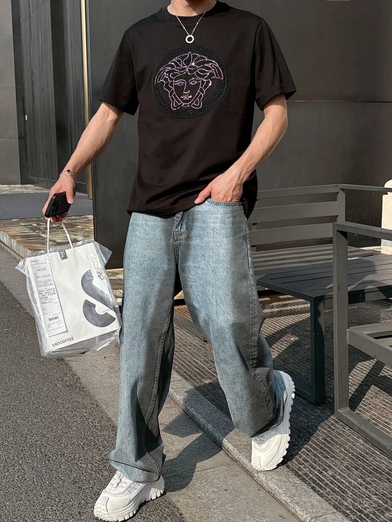 Modern Versace T-Shirts 175328