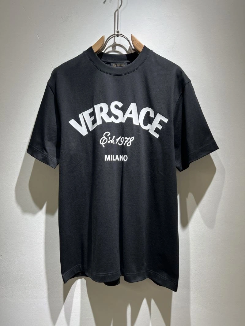 Snug Versace T-Shirts 175310