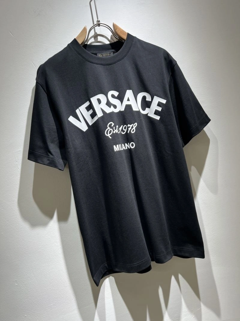 Snug Versace T-Shirts 175310