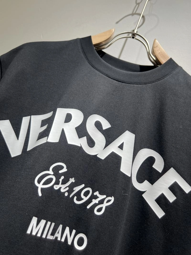 Snug Versace T-Shirts 175310