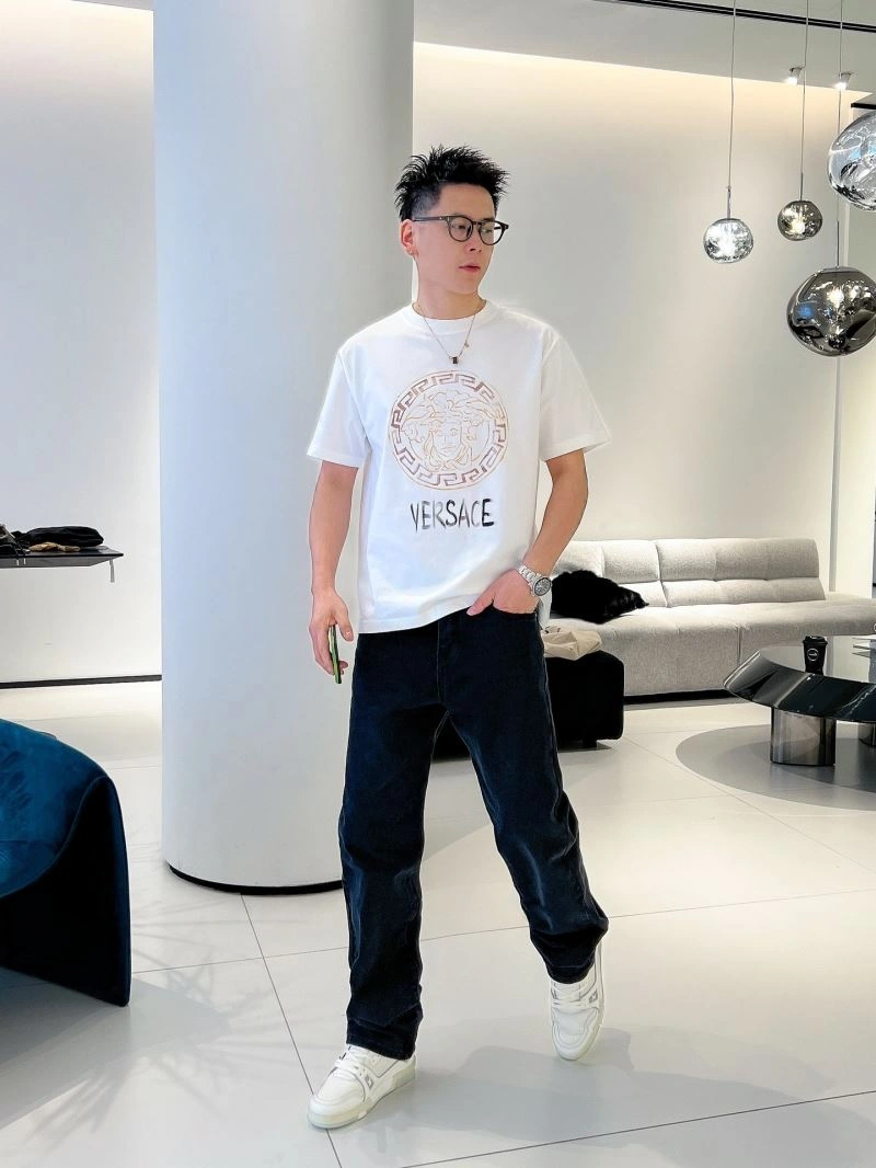 Versace T-Shirts Sustainable 175259