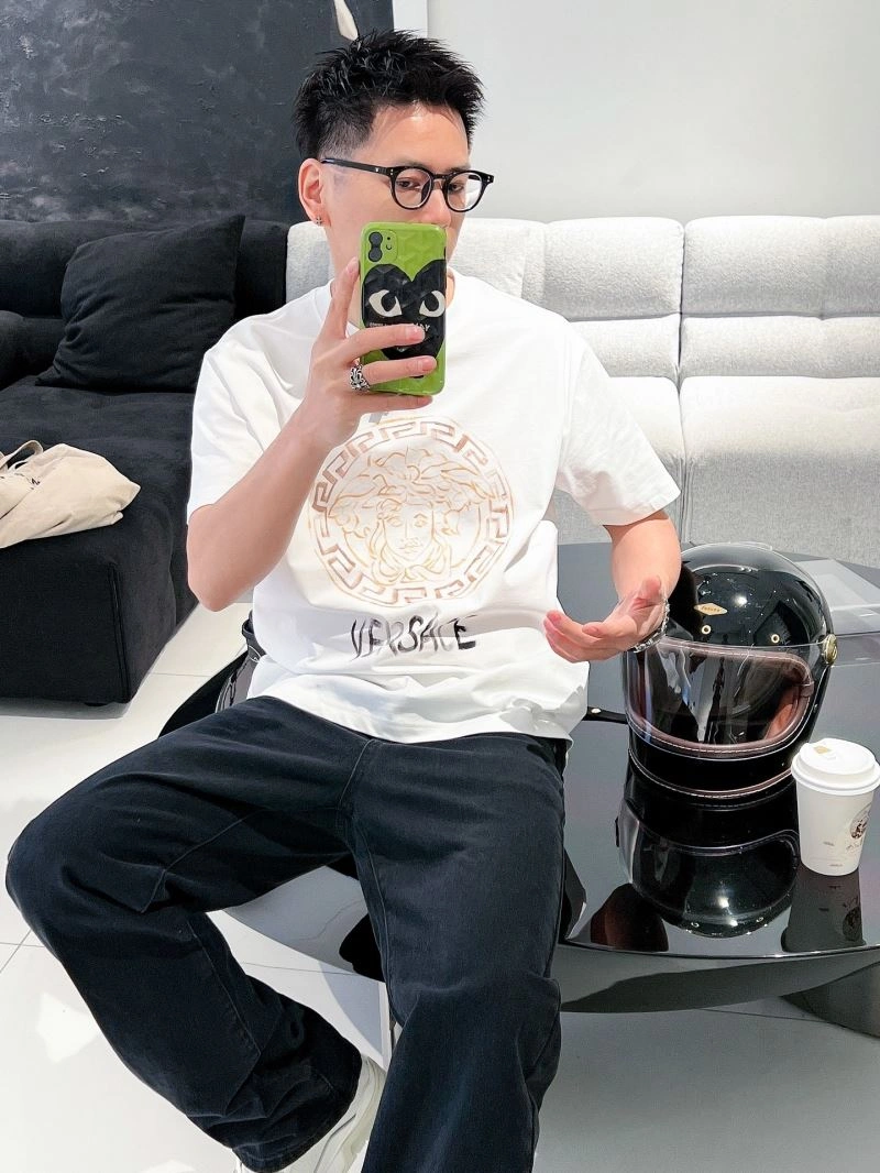 Versace T-Shirts Sustainable 175259