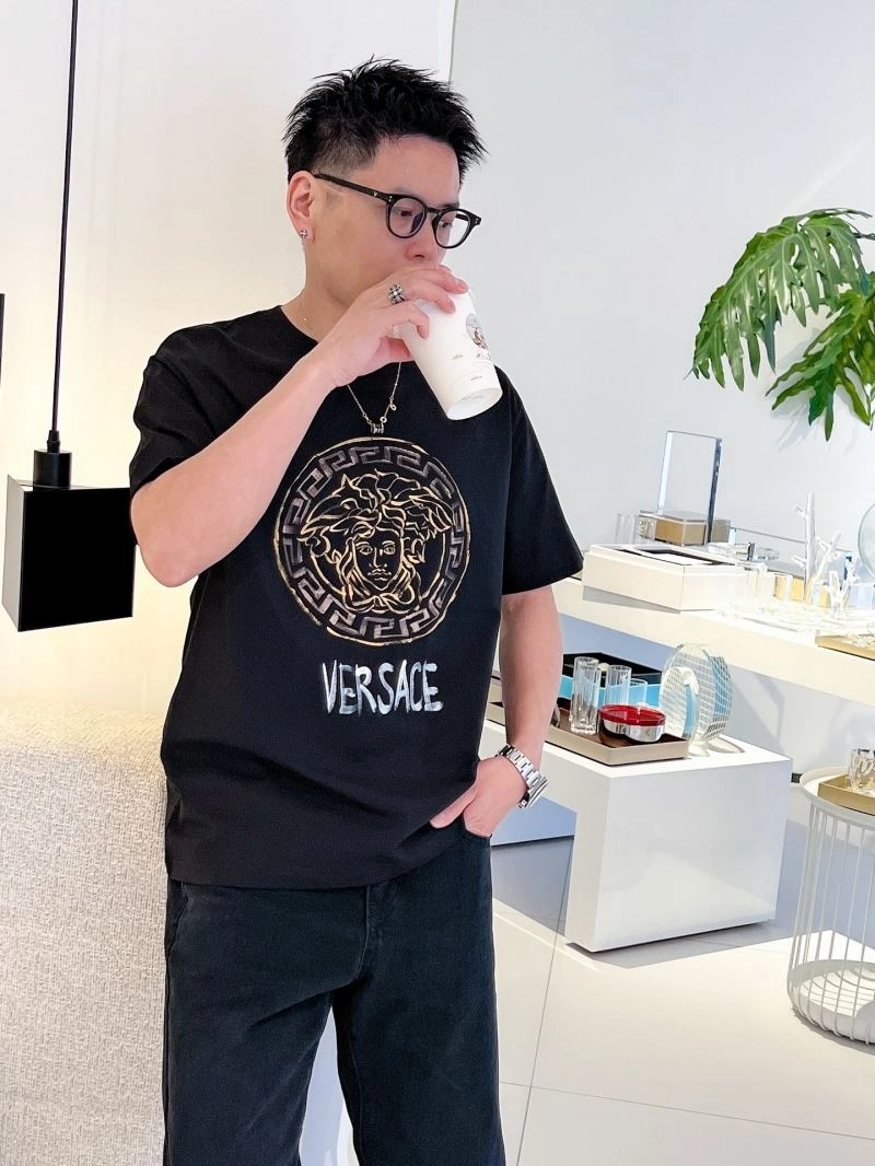 Versace T-Shirts Trendsetting 175325