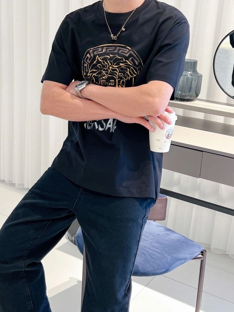 Versace T-Shirts Trendsetting 175325