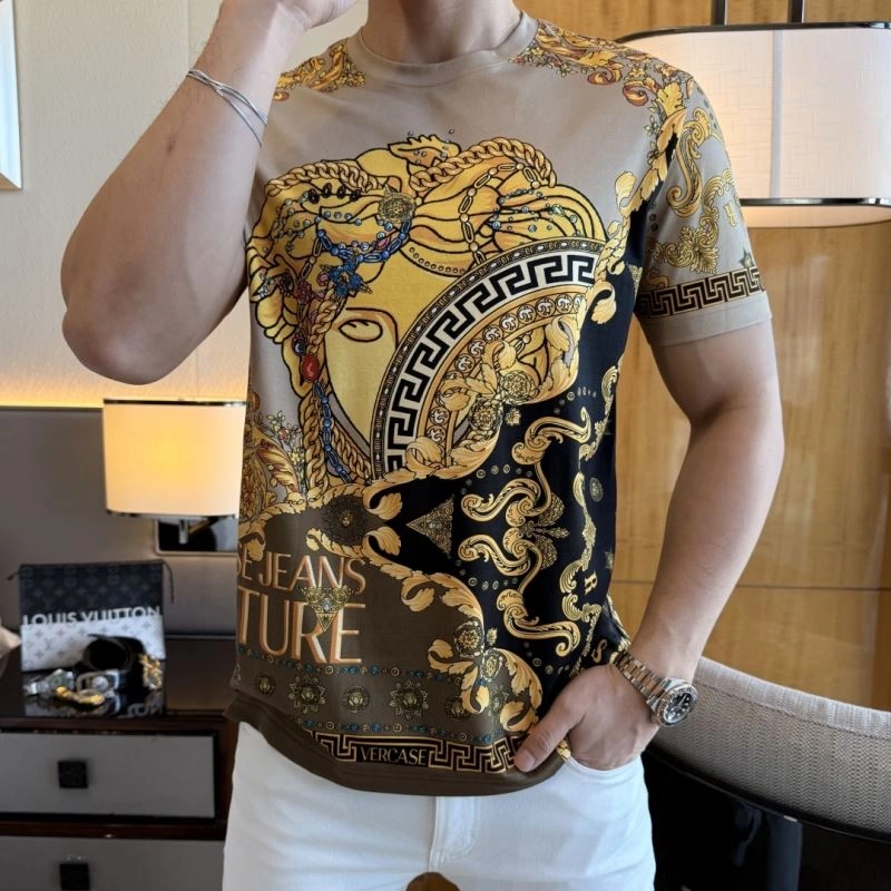 Versace T-Shirts Sleek 175246