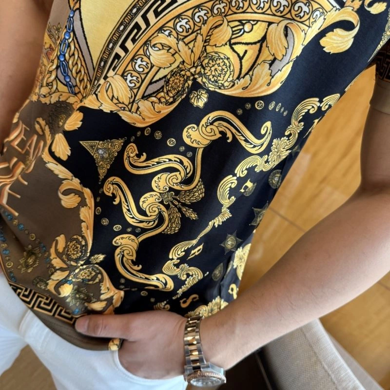 Versace T-Shirts Sleek 175246