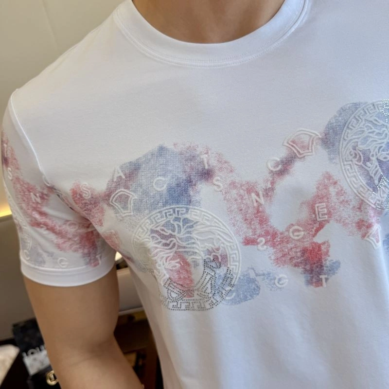 Affordable Versace T-Shirts 175244