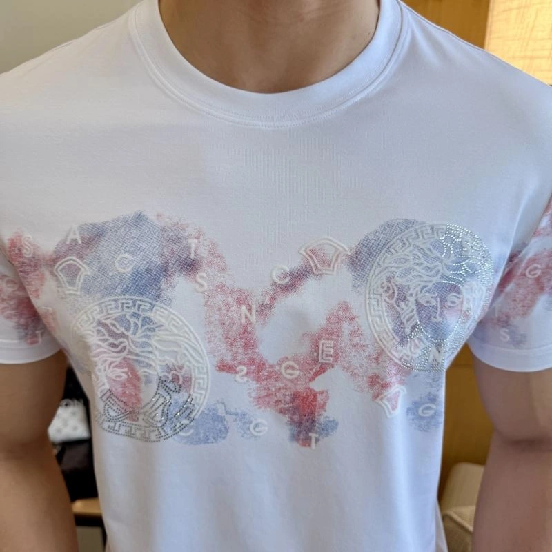 Affordable Versace T-Shirts 175244