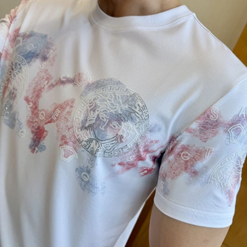 Affordable Versace T-Shirts 175244