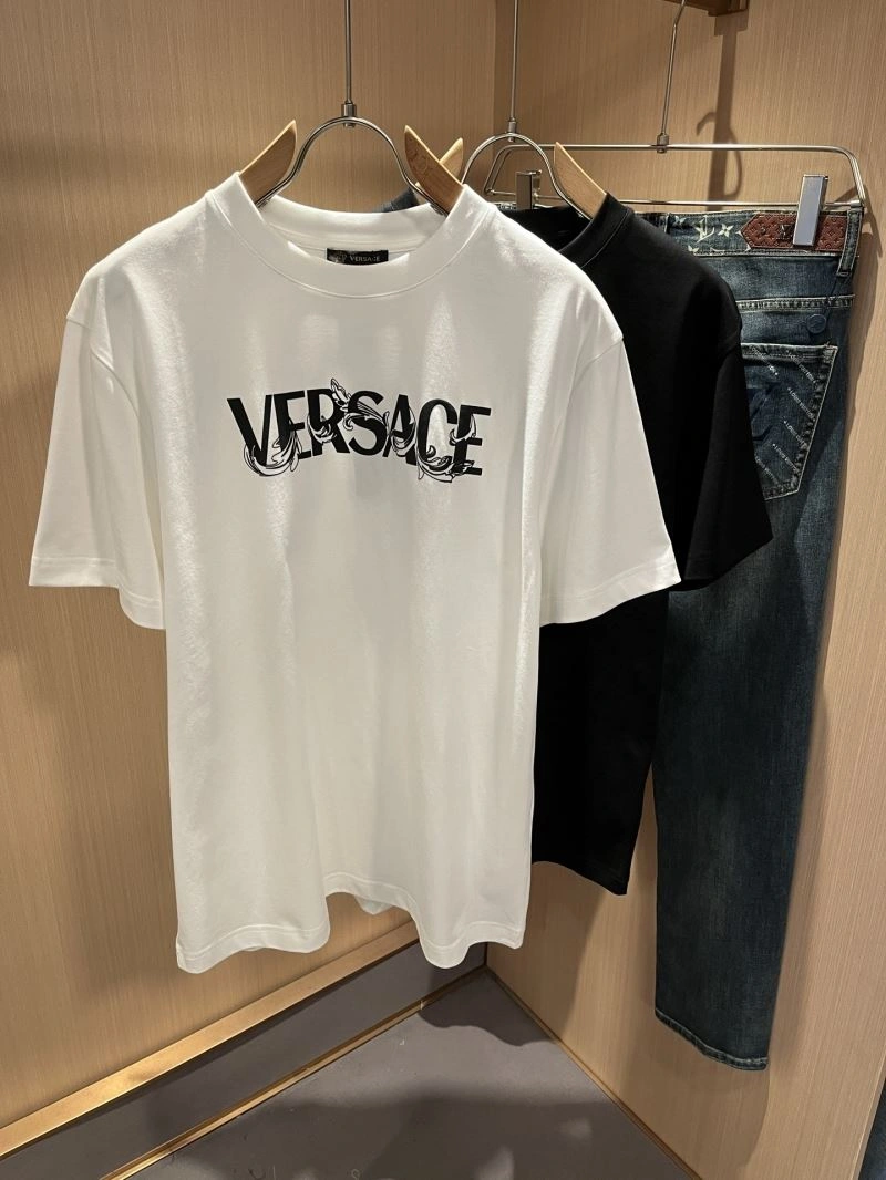 Lightweight Versace T-Shirts 175262