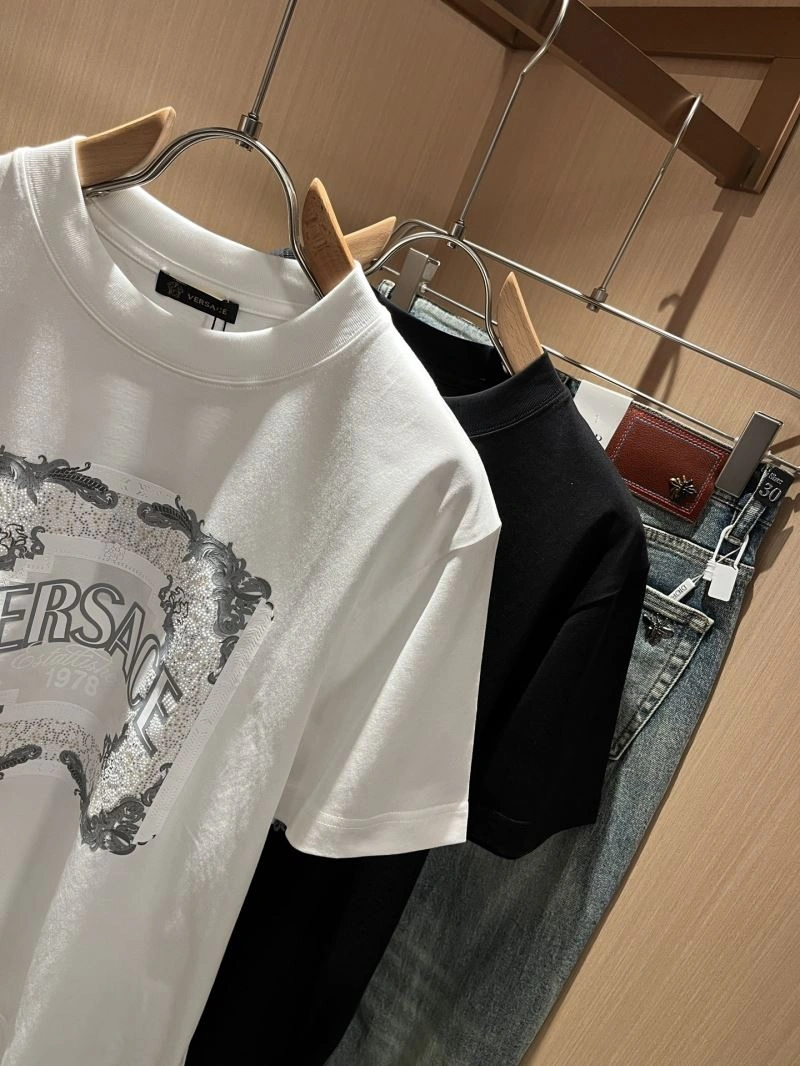 SunProtective Versace T-Shirts 175228