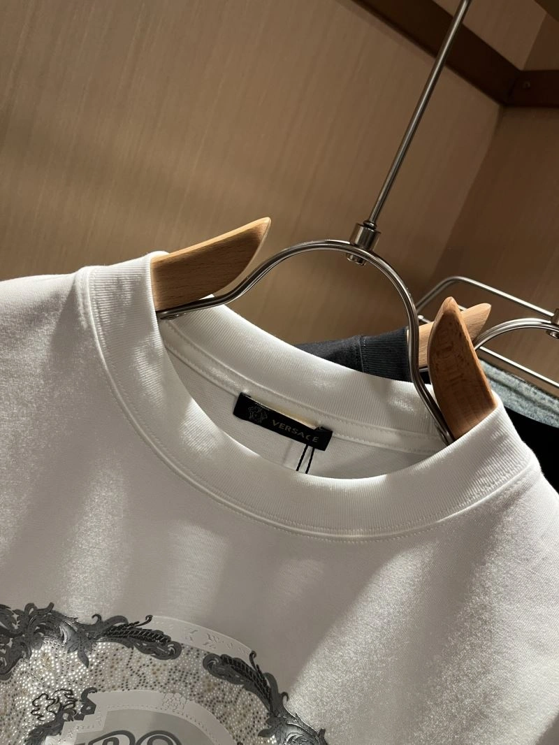 SunProtective Versace T-Shirts 175228