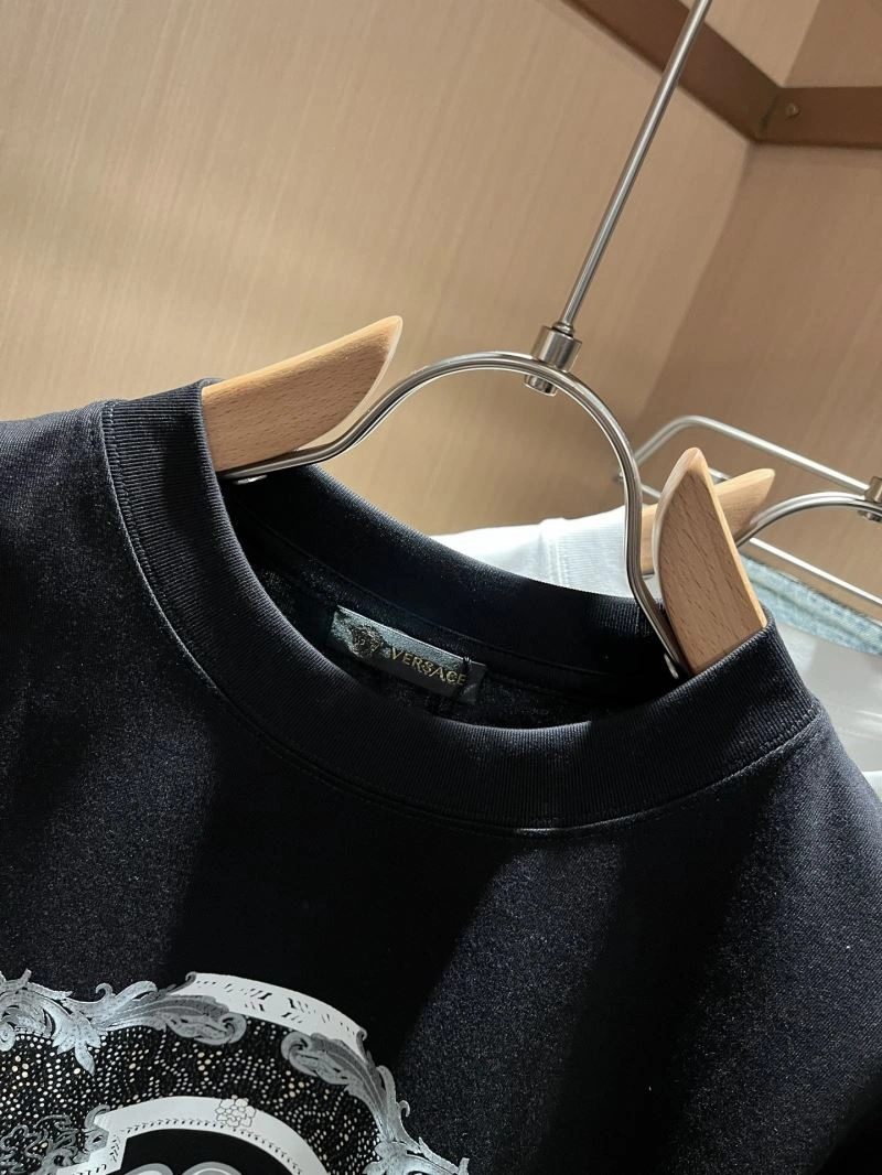 Sustainable Versace T-Shirts 175226