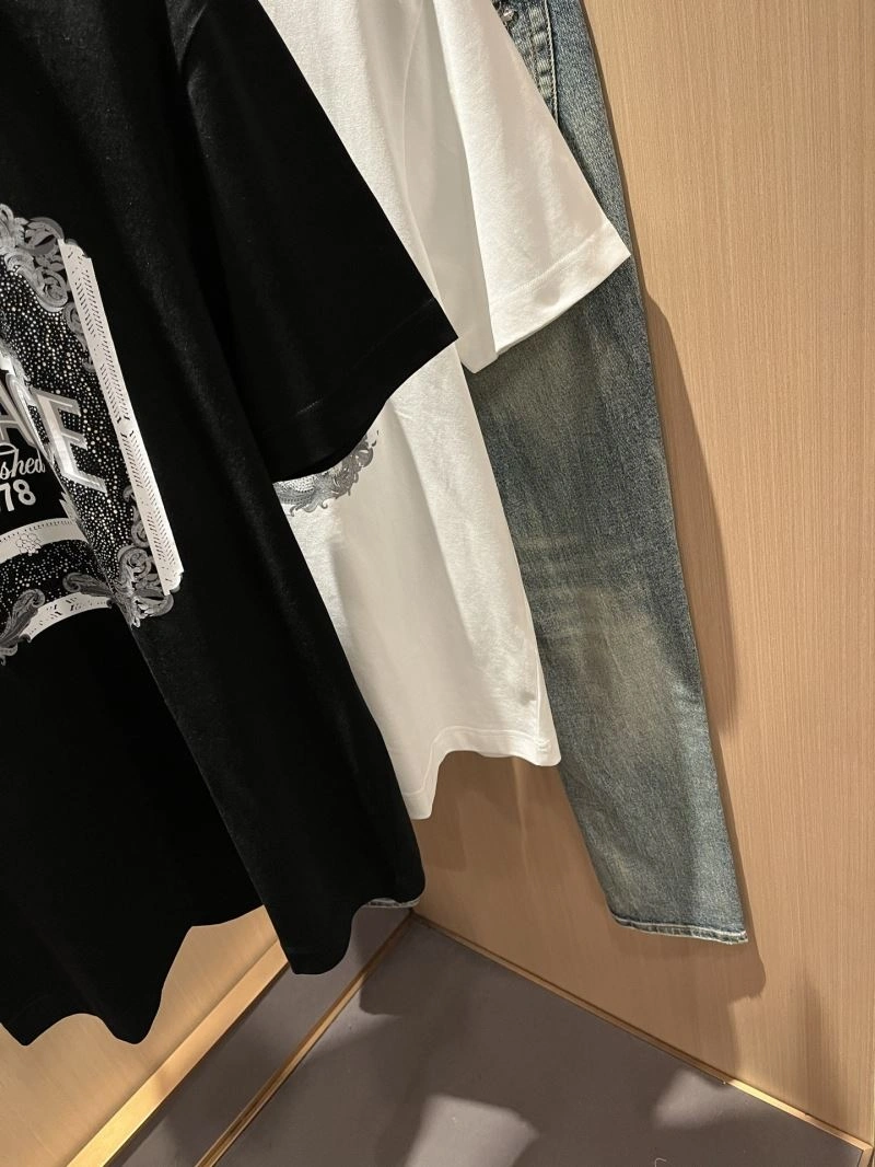 Sustainable Versace T-Shirts 175226