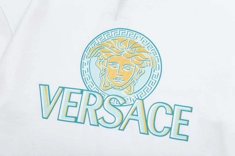 Sleek Versace T-Shirts 175237