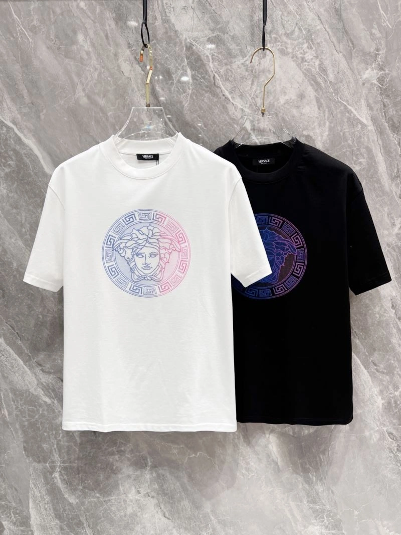 Versace T-Shirts Chic 175276