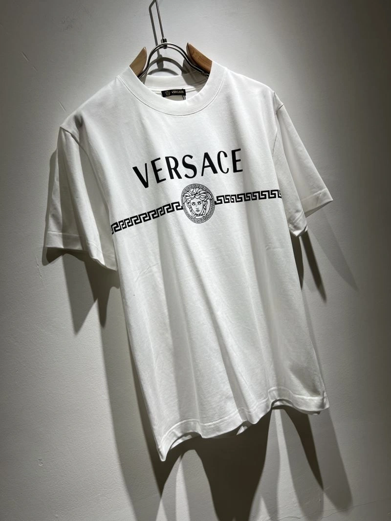 Refined Versace T-Shirts 175183