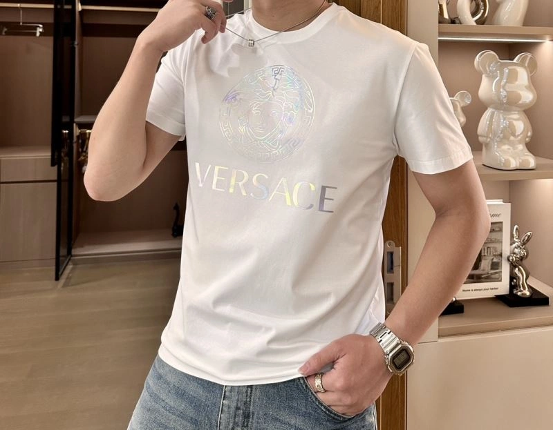 Versace T-Shirts Youthful 175182