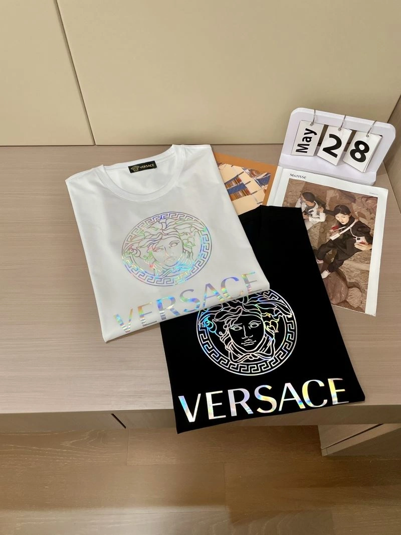 Versace T-Shirts Youthful 175182