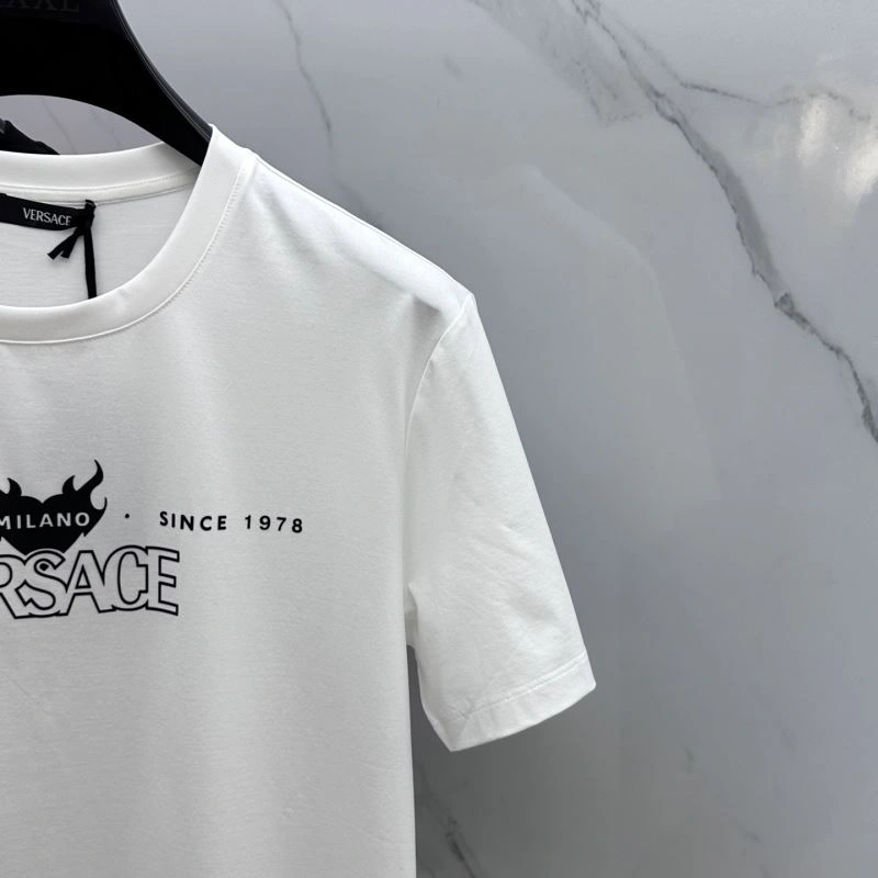 Compact Versace T-Shirts 175178