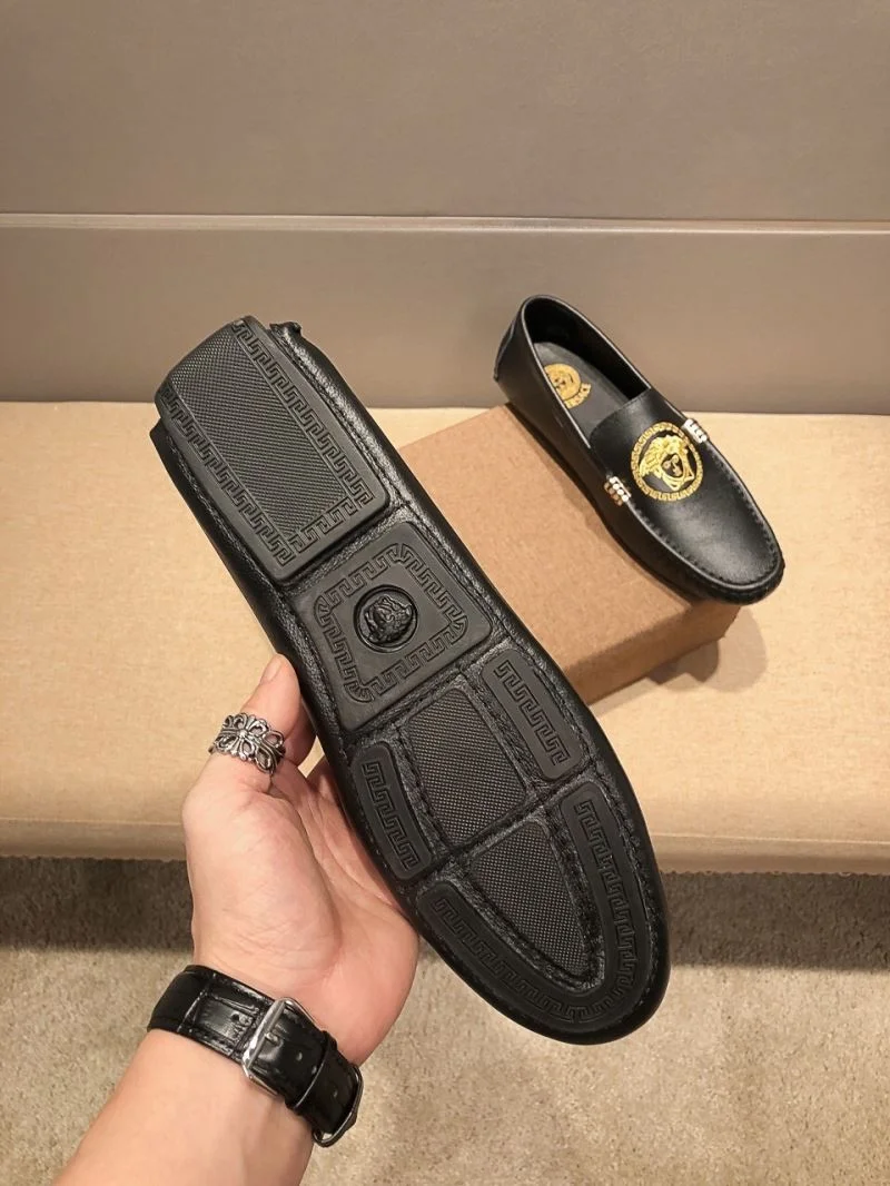 Trendsetting Versace Tods Shoes 37192