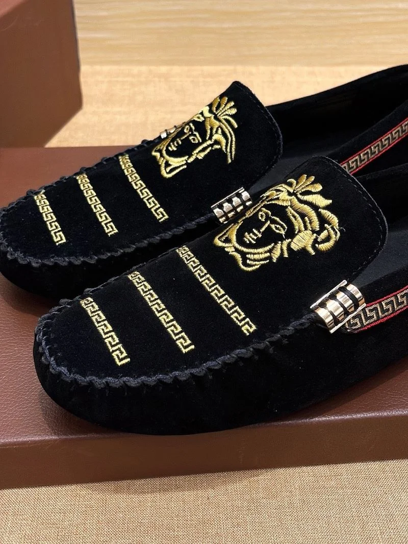 Versace Tods Shoes WellDesigned 37184