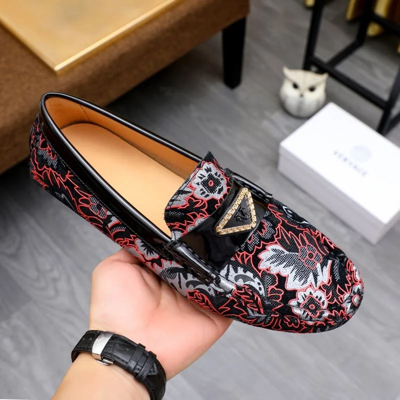Versace Tods Shoes Classic 37146