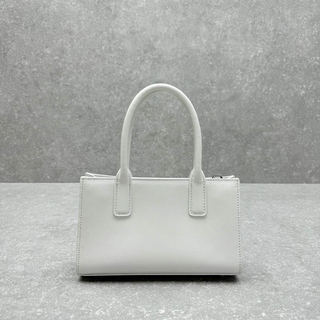 Tailored Versace Top Handle Bags 69460