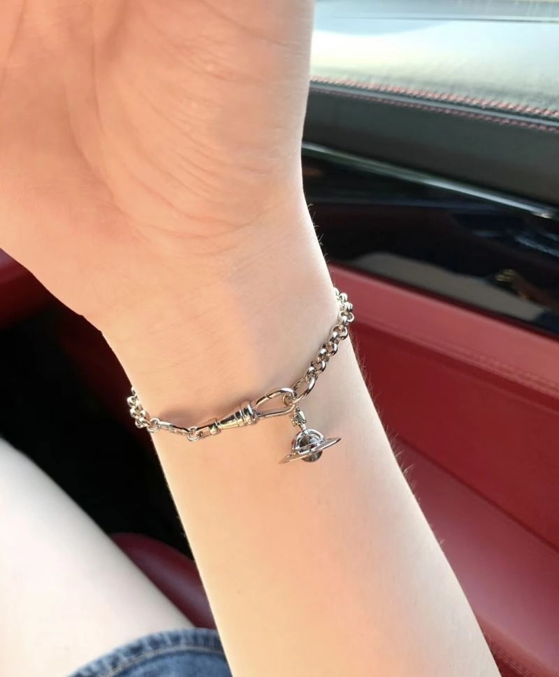 Elegant Vivienne Westwood Bracelets 211580