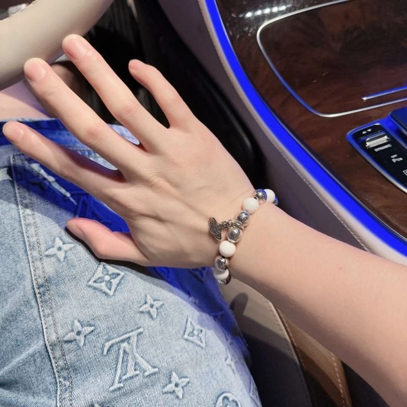 Supportive Vivienne Westwood Bracelets 211577