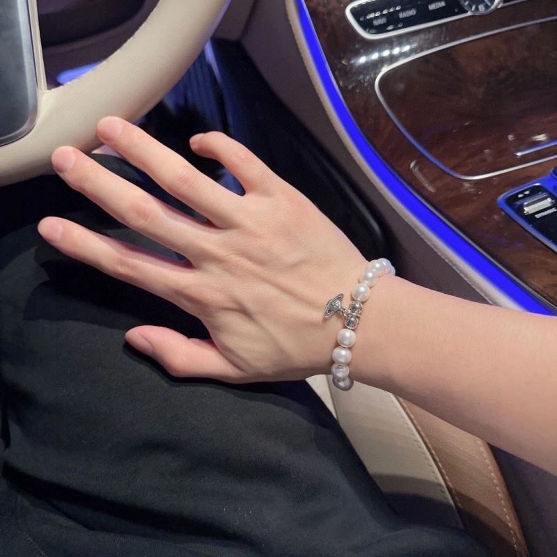 Cozy Vivienne Westwood Bracelets 211570