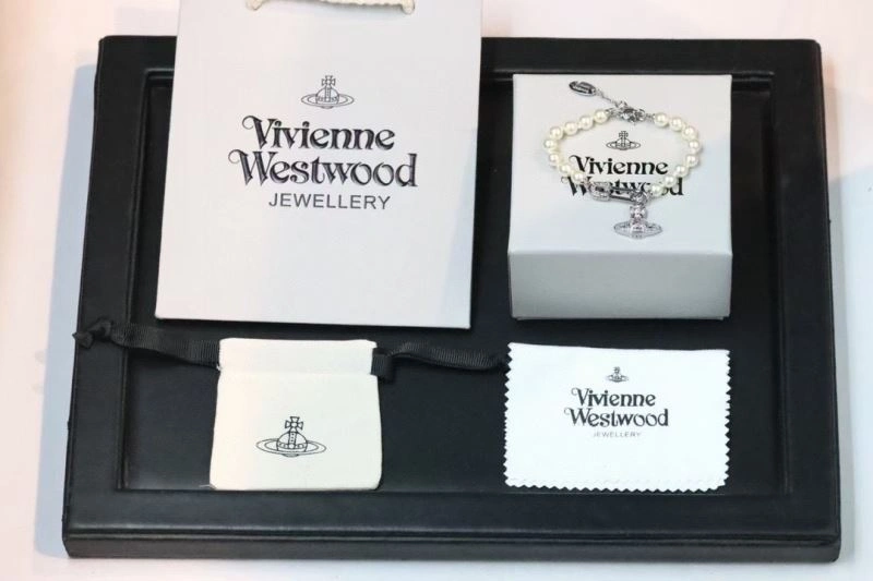 Vivienne Westwood Bracelets Timeless 211002