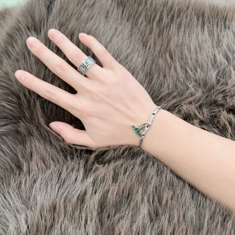 Compact Vivienne Westwood Bracelets 210275