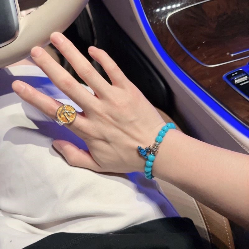 EyeCatching Vivienne Westwood Bracelets 209577
