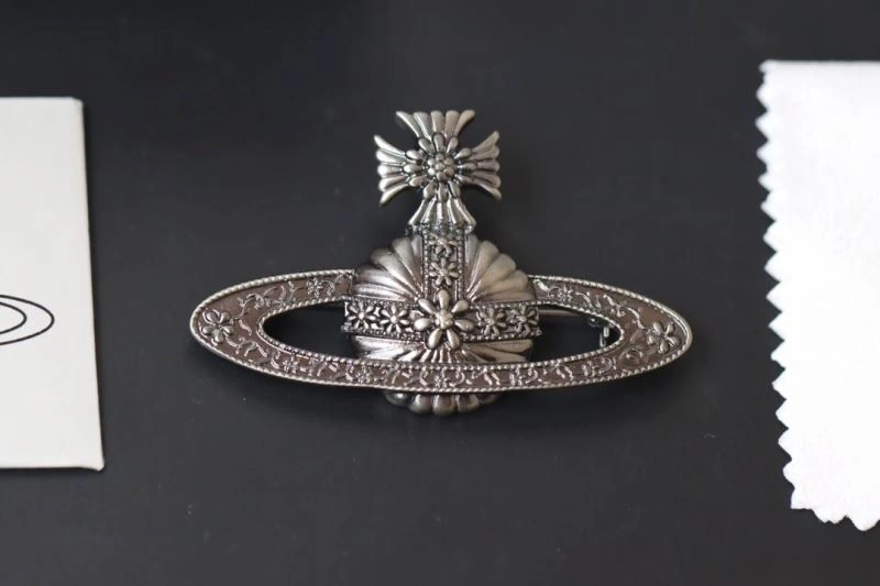 NewStyle Vivienne Westwood Brooches 214409