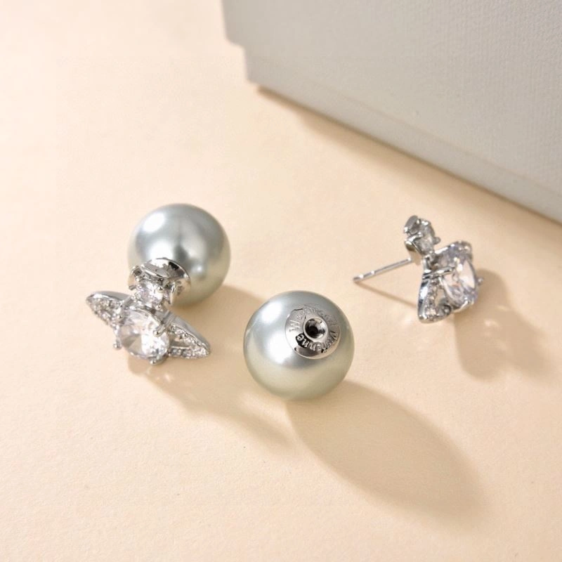 Vivienne Westwood Earrings Compact 213592