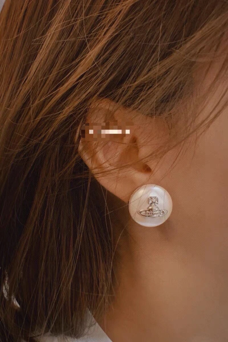 Fashionable Vivienne Westwood Earrings 207635