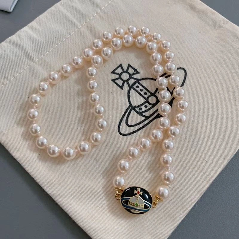 Affordable Vivienne Westwood Necklaces 213563