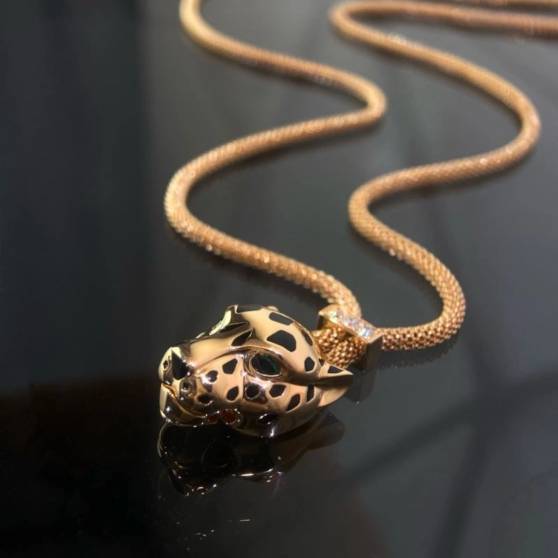 UrbanChic Vivienne Westwood Necklaces 213156