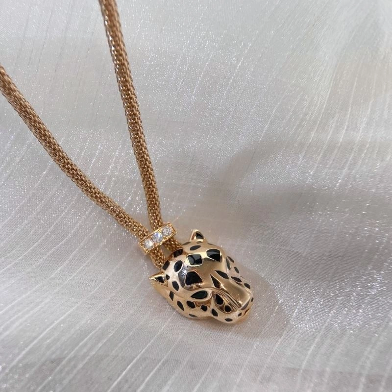 UrbanChic Vivienne Westwood Necklaces 213156