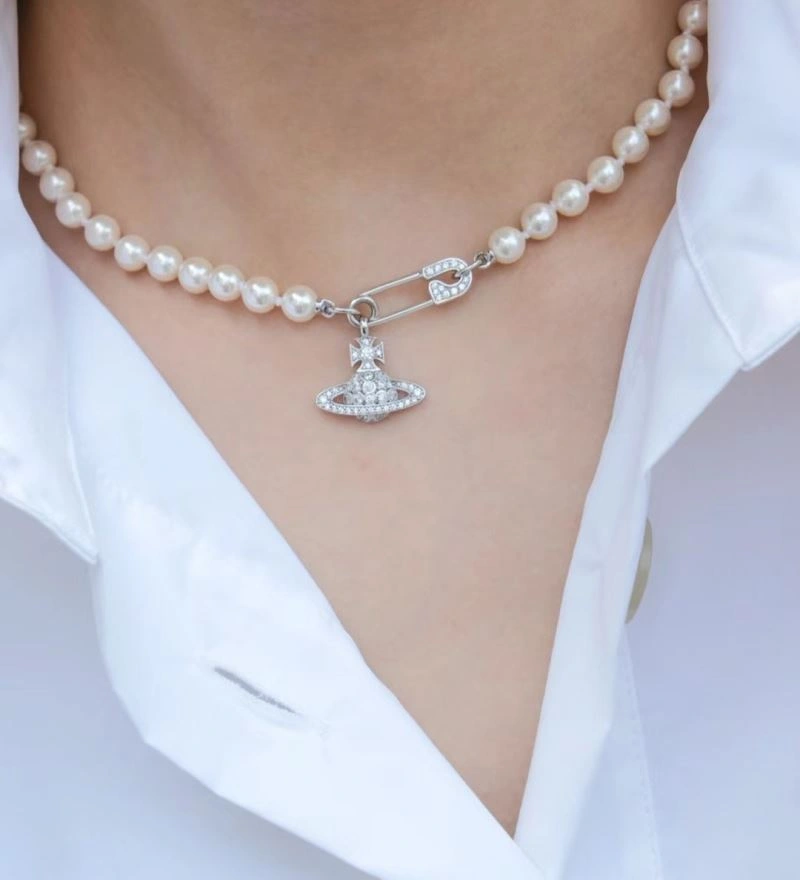 Flexible Vivienne Westwood Necklaces 207458