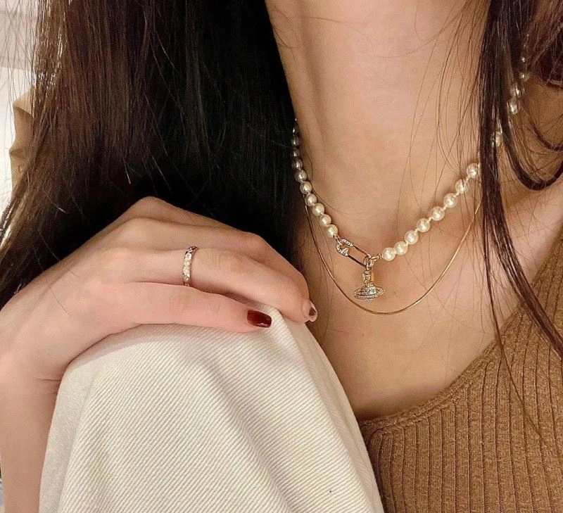 Flexible Vivienne Westwood Necklaces 207458